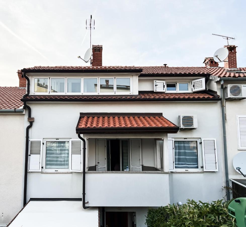 Maestral Apartments Vrsar Εξωτερικό φωτογραφία